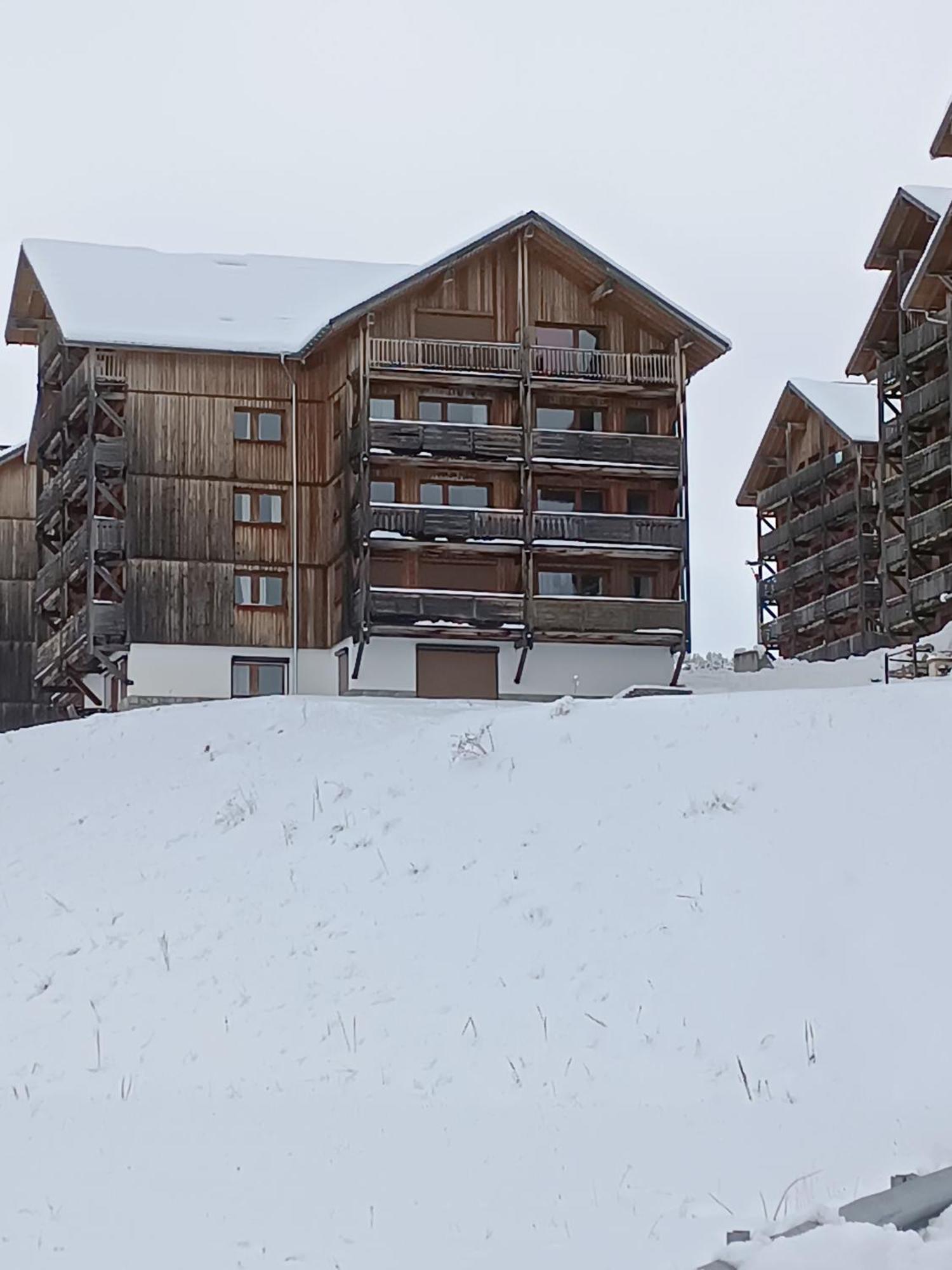 Appartement Cosy Dans Chalet Vue Montagne Saint-Étienne-en-Dévoluy Екстериор снимка